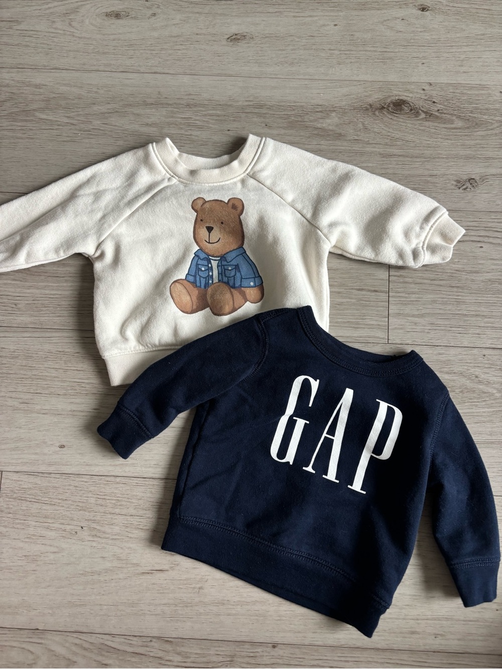 Gap Baby Crewneck Sweatshirt Bundle Size 3-6 Months